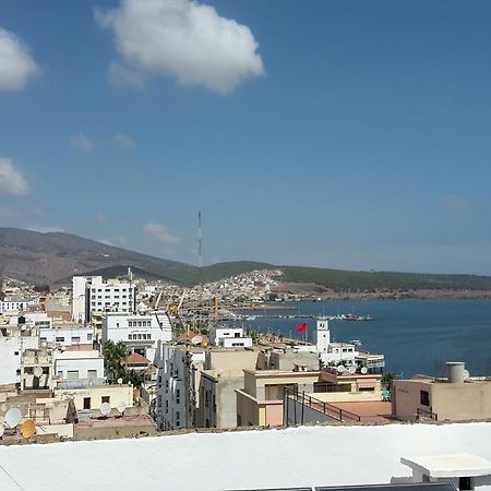 נאדור Hotel De La Mediterranee מראה חיצוני תמונה